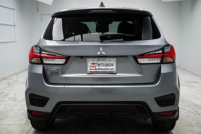 Vehicle view 8