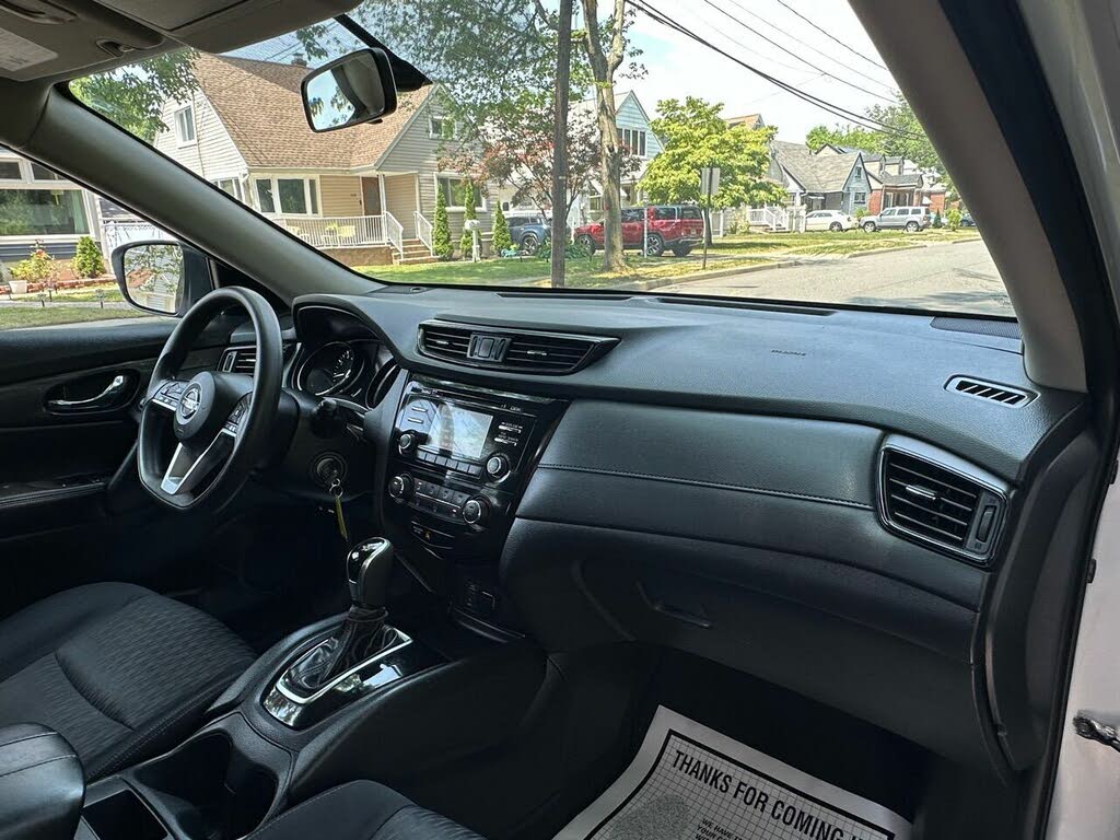 Vehicle view 19
