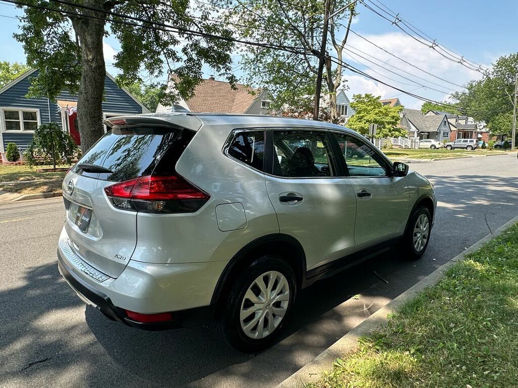 Vehicle view 6