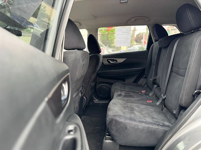 Vehicle view 8