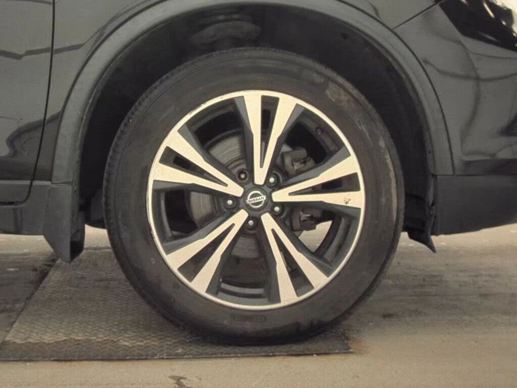 Vehicle view 9