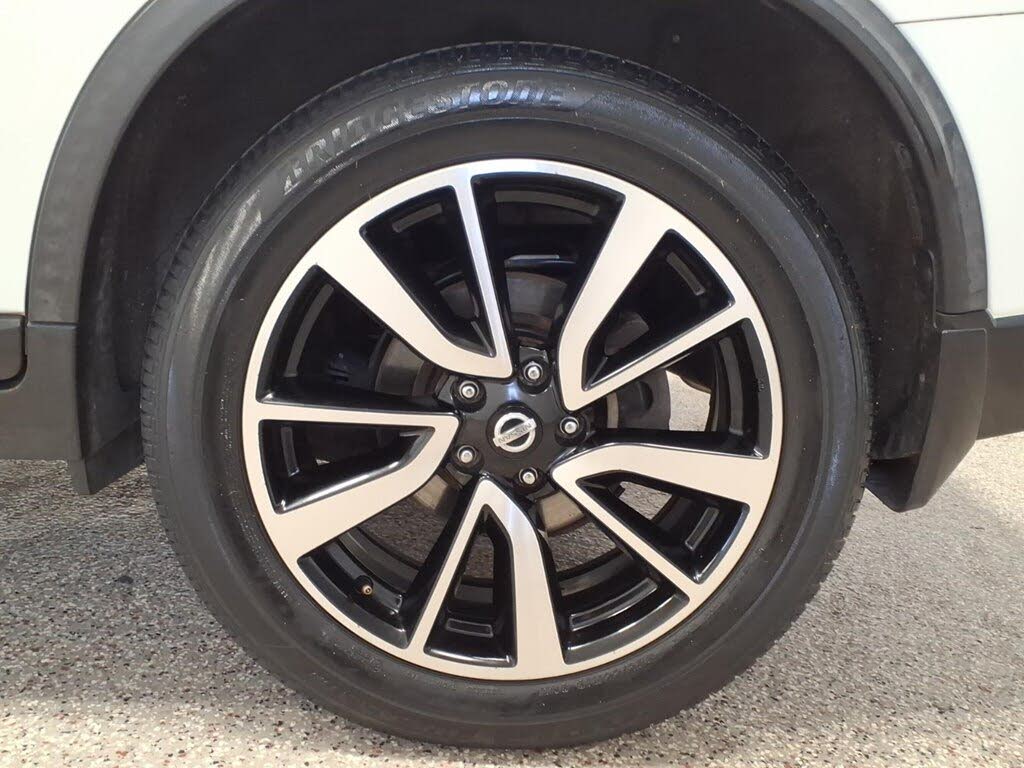 Vehicle view 7