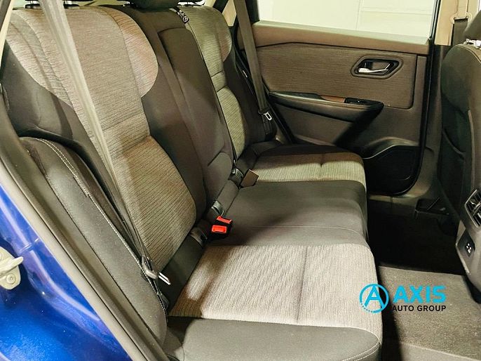 Vehicle view 29