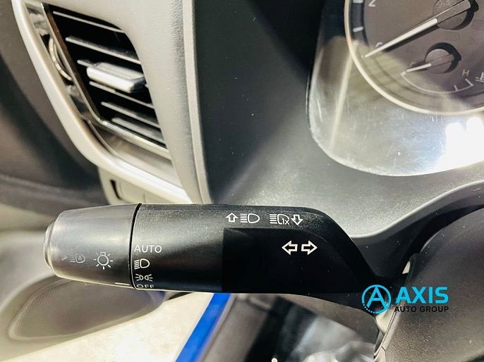 Vehicle view 33