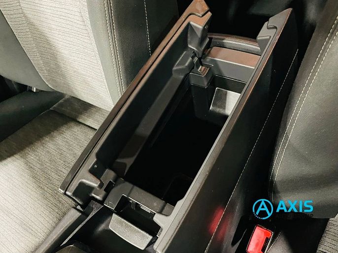 Vehicle view 39