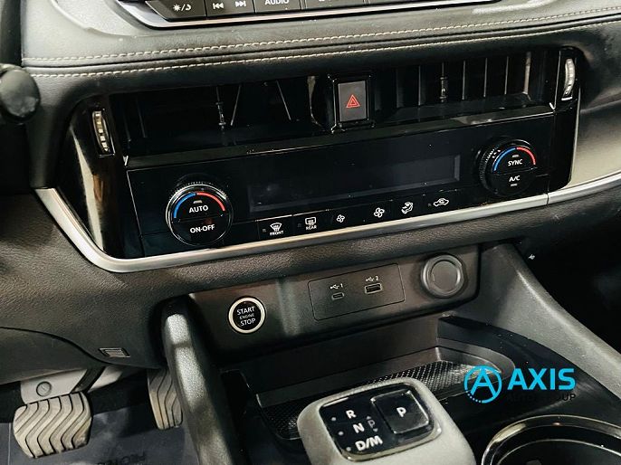 Vehicle view 69