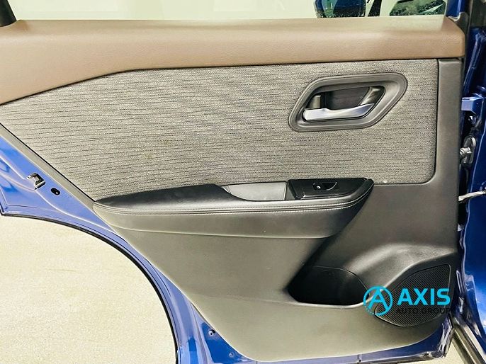Vehicle view 81