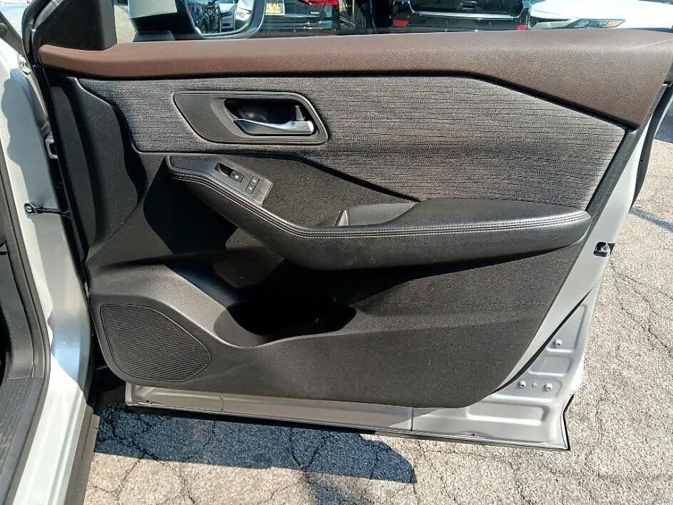 Vehicle view 13