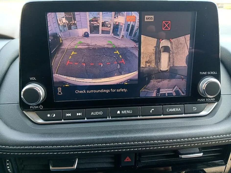 Vehicle view 8