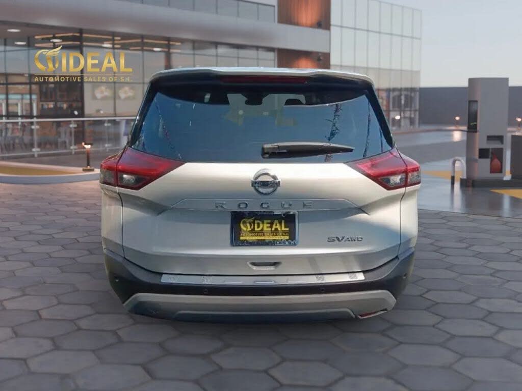 Vehicle view 9