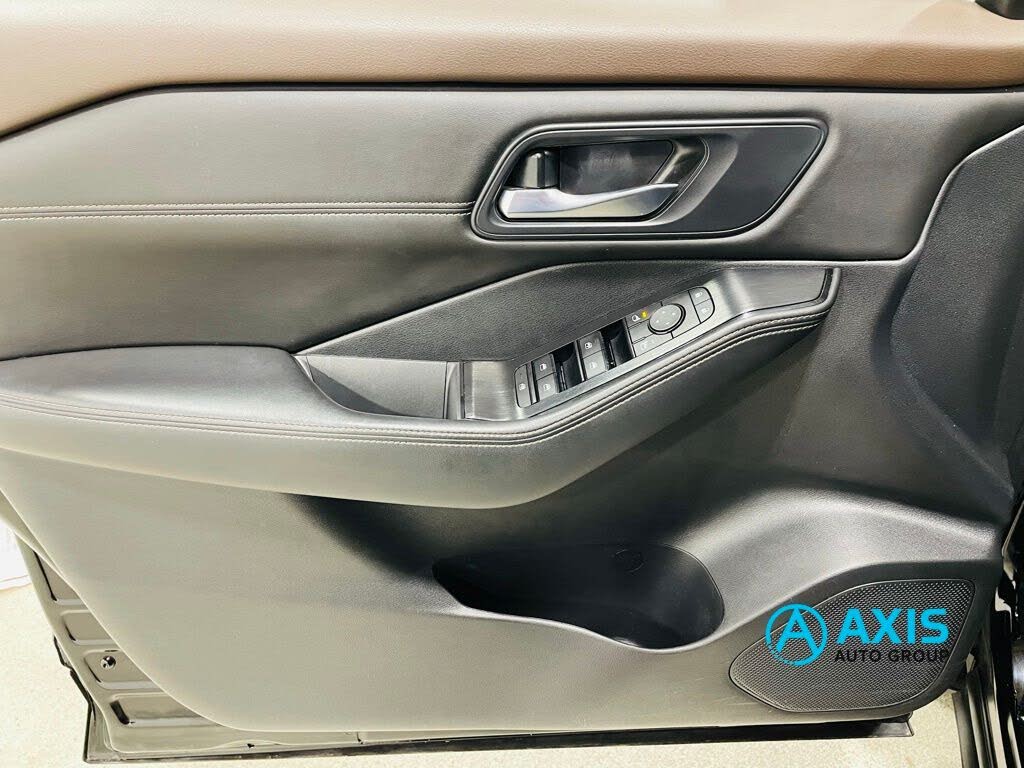 Vehicle view 25