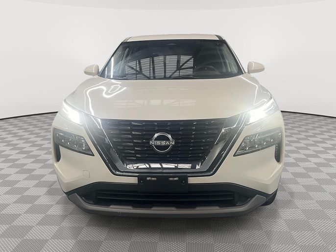 Vehicle view 9