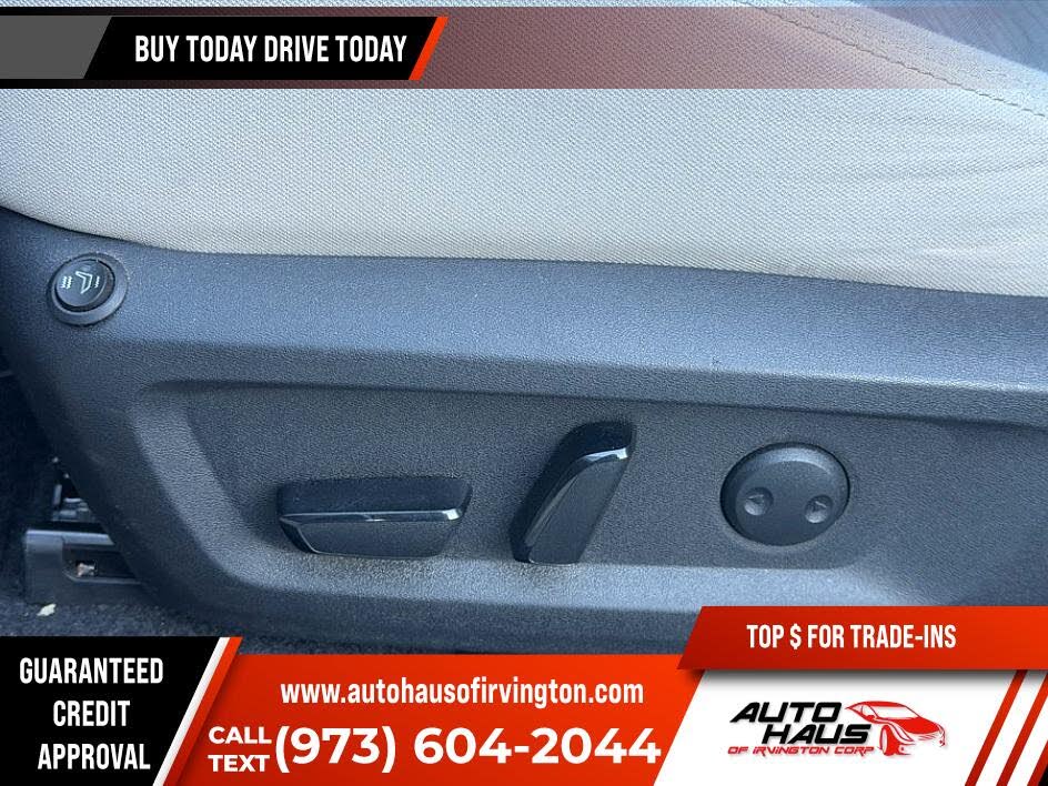 Vehicle view 11