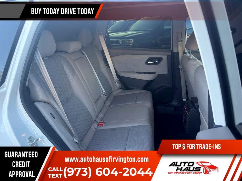 Vehicle view 16