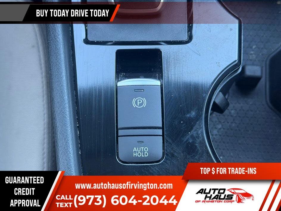 Vehicle view 23
