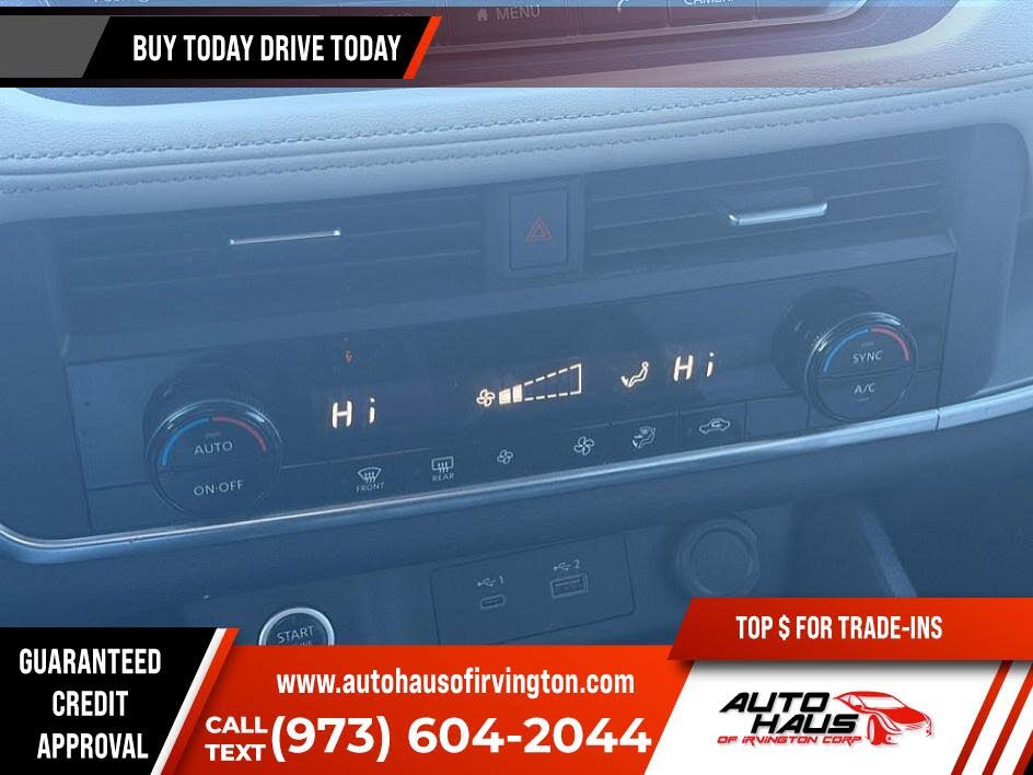Vehicle view 29