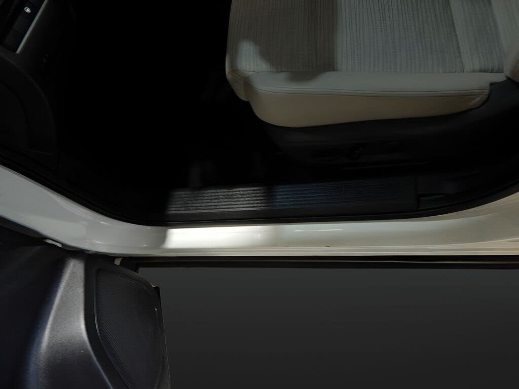 Vehicle view 15