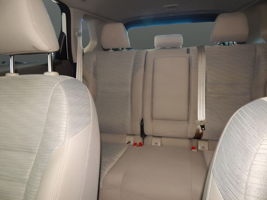 Vehicle view 27