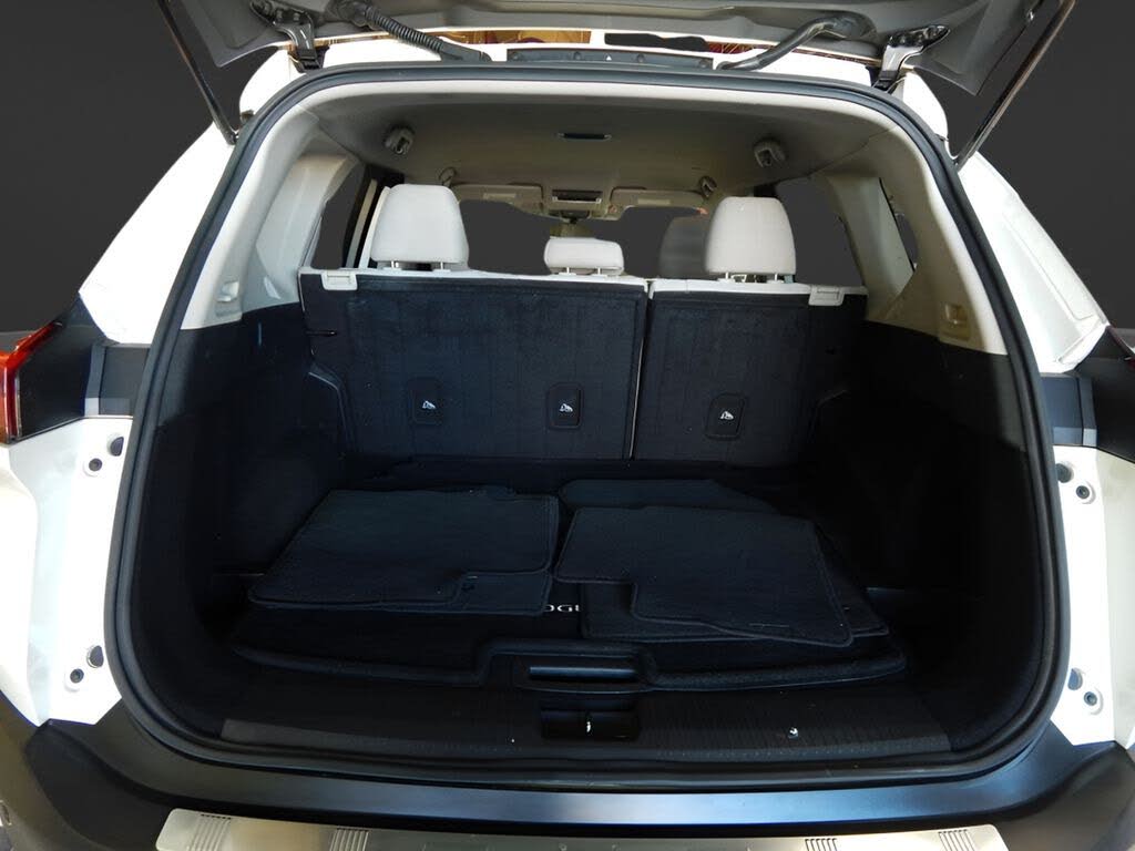 Vehicle view 7