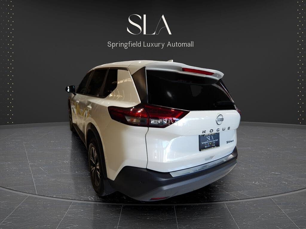 Vehicle view 9