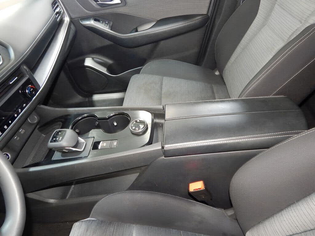 Vehicle view 19