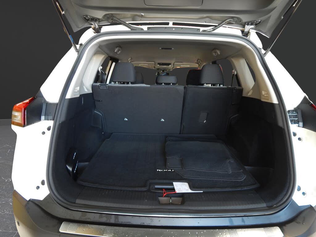 Vehicle view 7