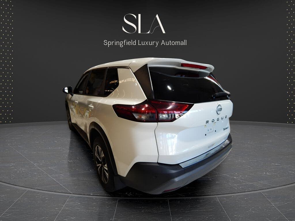 Vehicle view 9