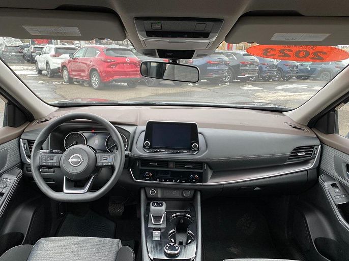 Vehicle view 14