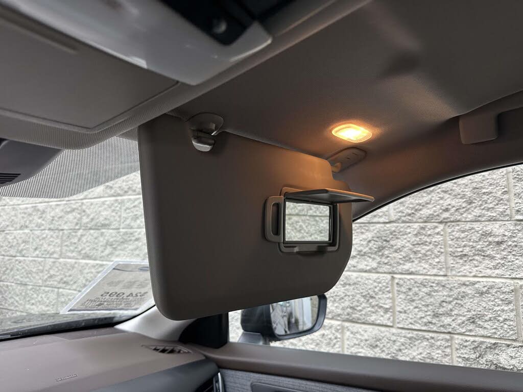 Vehicle view 17