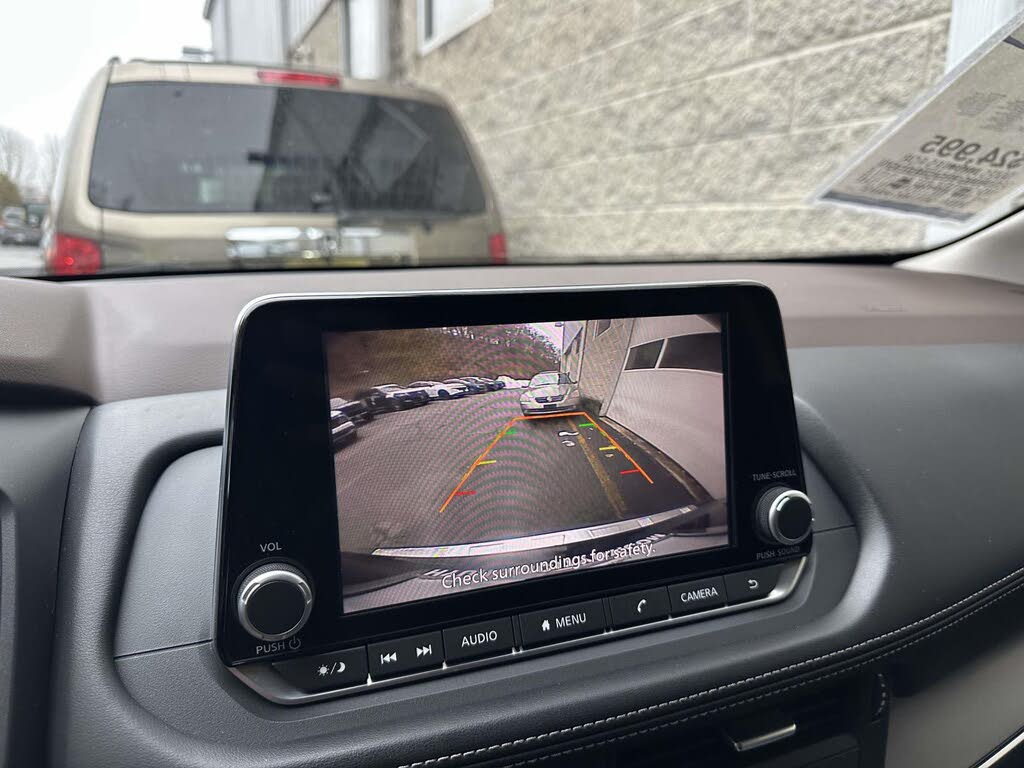 Vehicle view 19