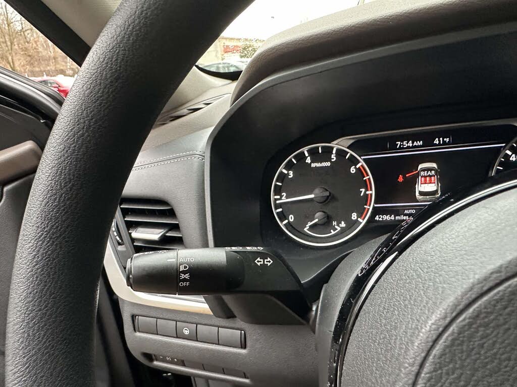 Vehicle view 29