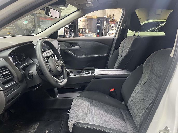Vehicle view 17