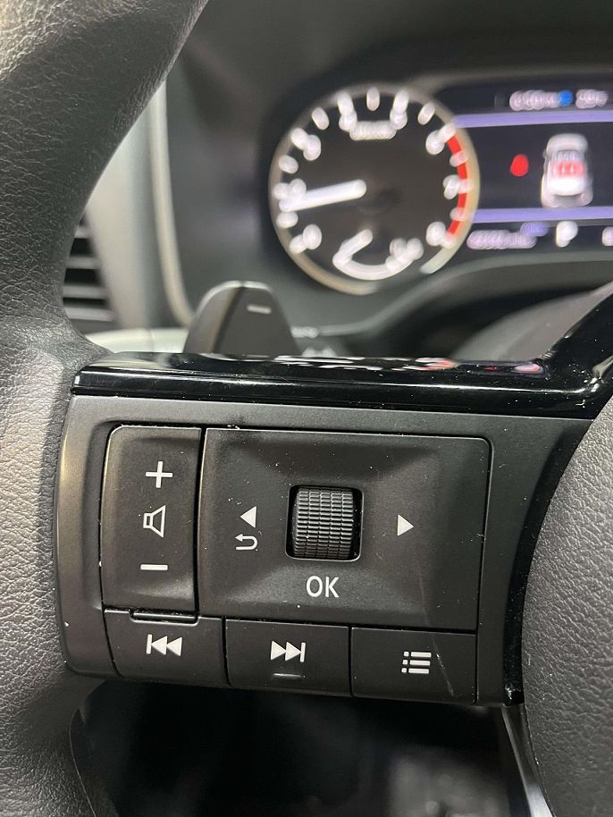 Vehicle view 25