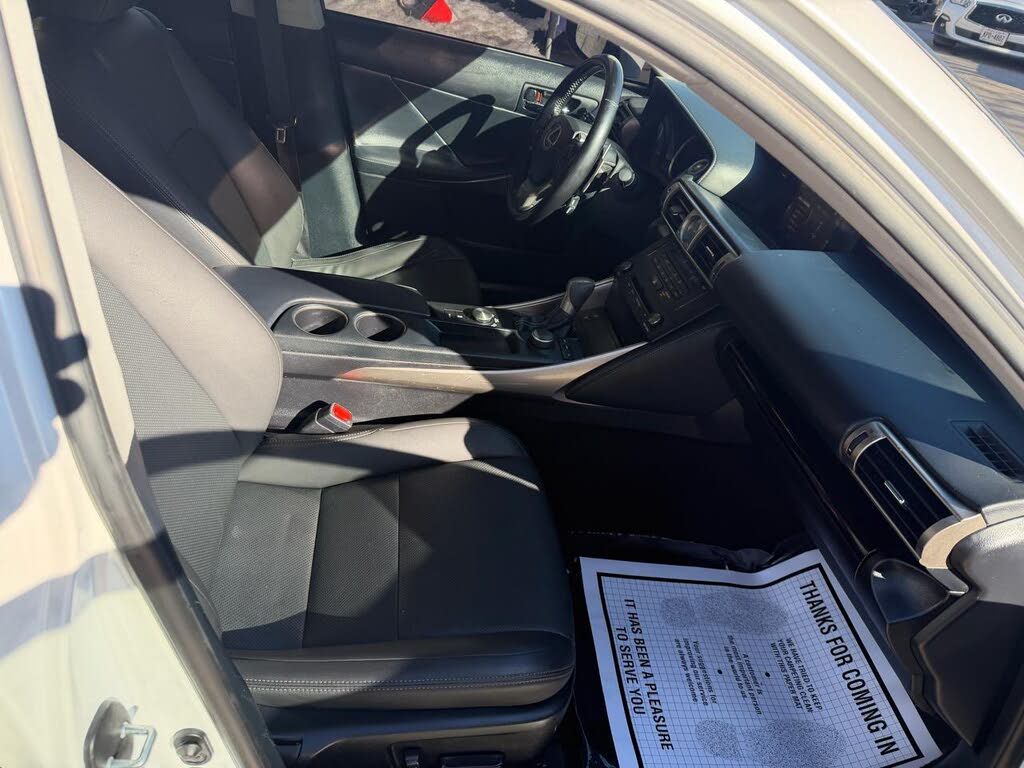 Vehicle view 15