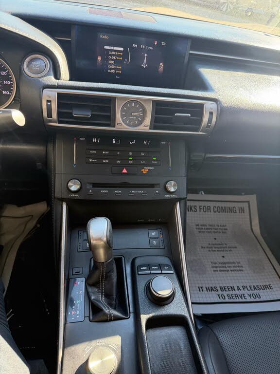 Vehicle view 25