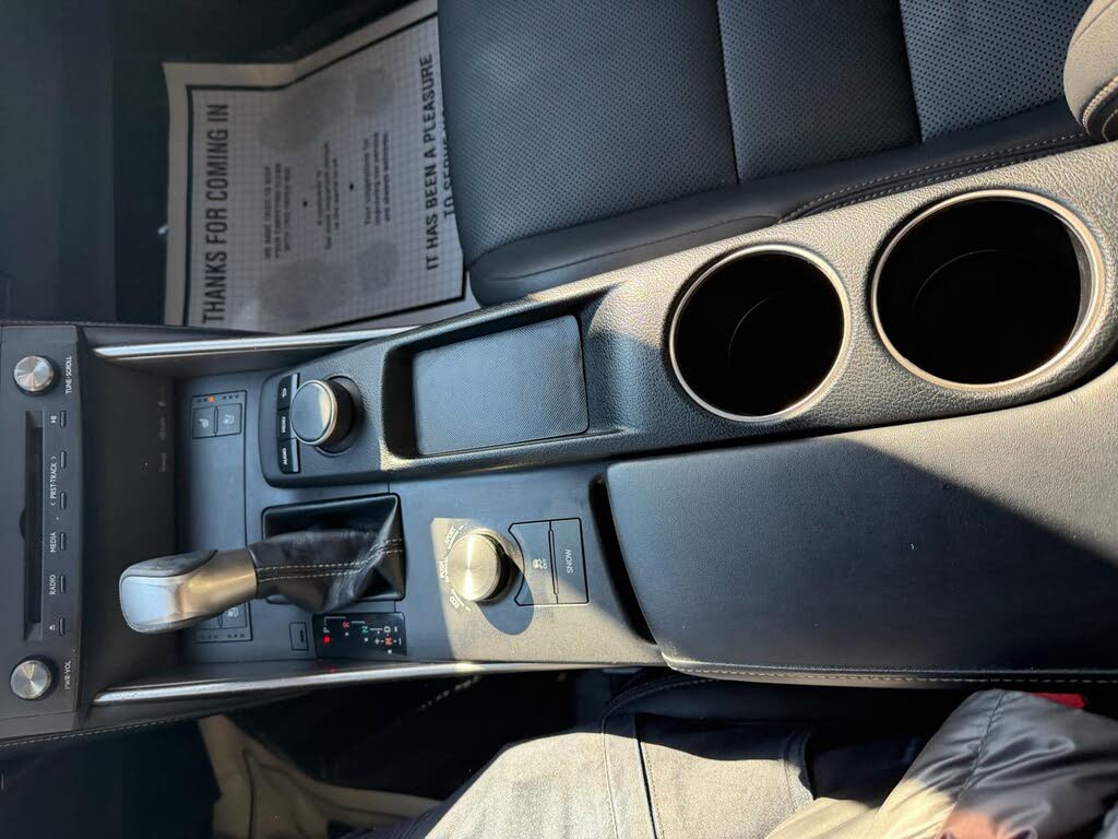 Vehicle view 29