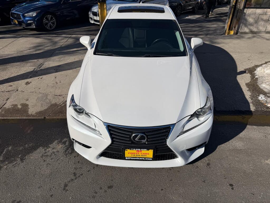 Vehicle view 32