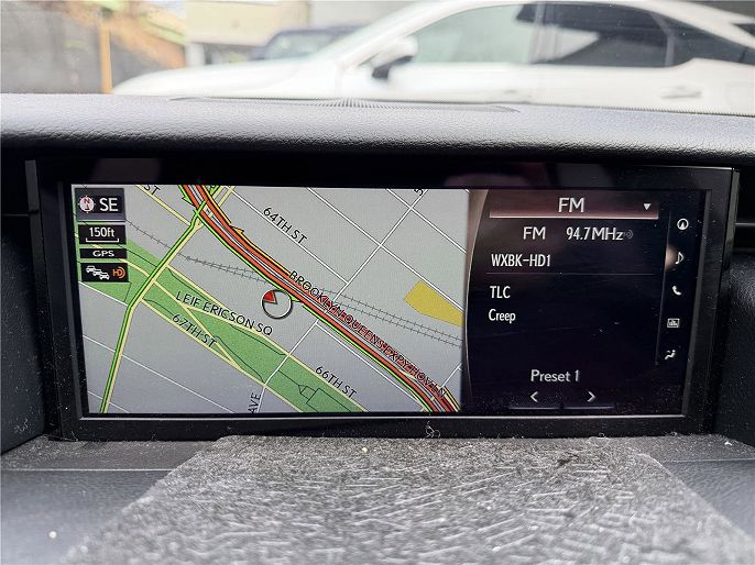 Vehicle view 9