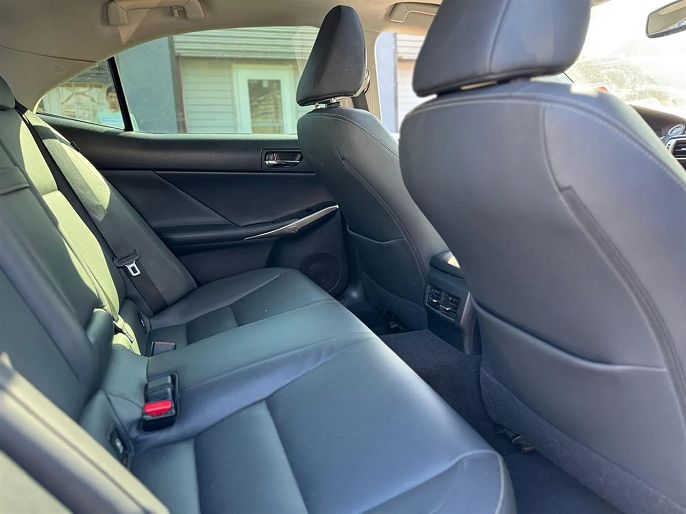 Vehicle view 9
