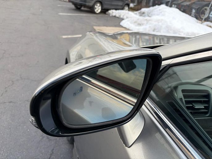 Vehicle view 14