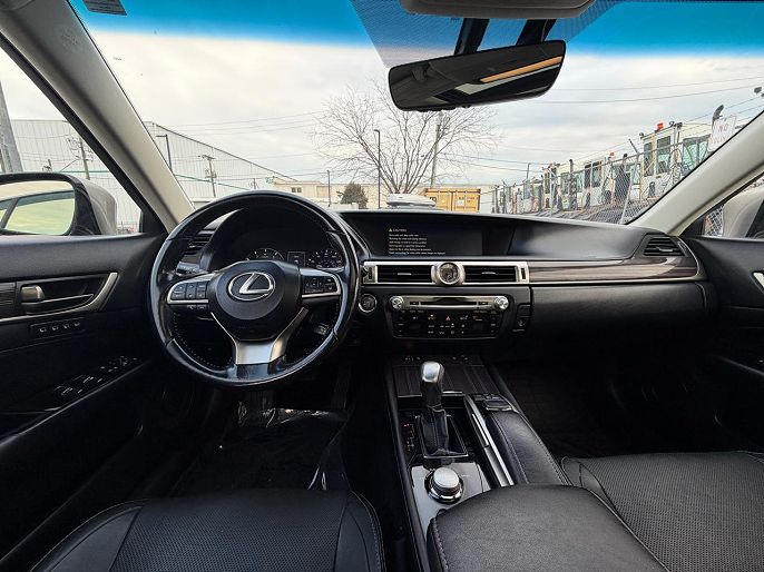Vehicle view 64