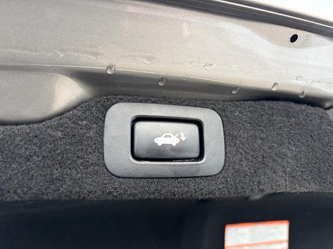 Vehicle view 85