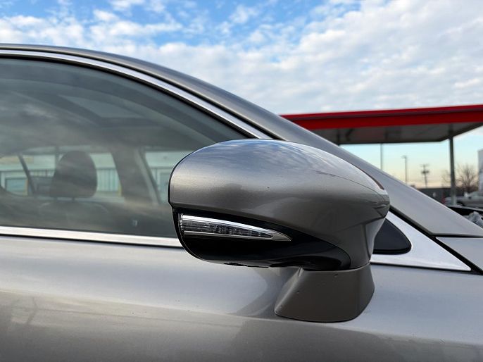 Vehicle view 9