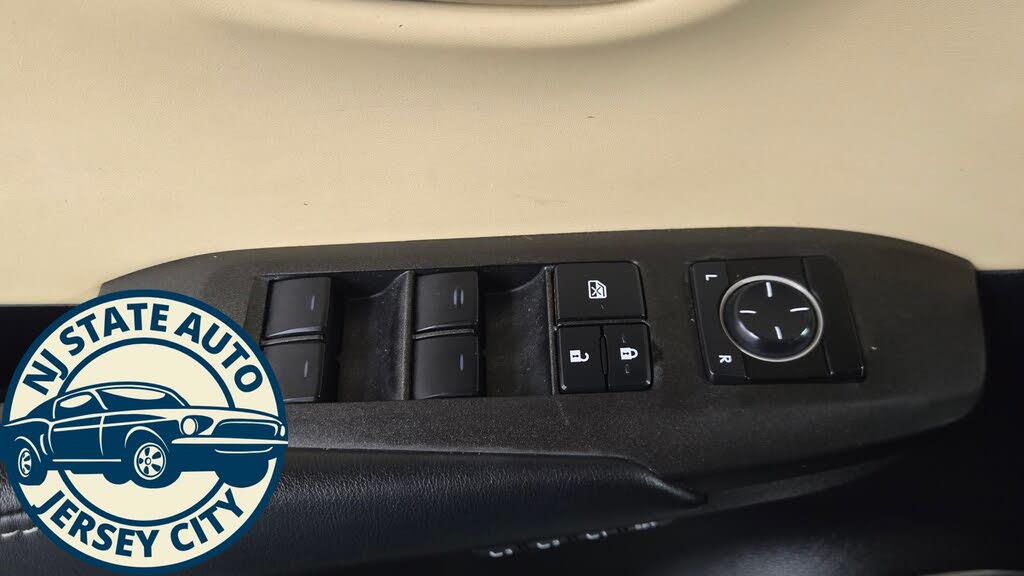 Vehicle view 23