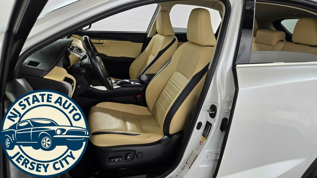 Vehicle view 25