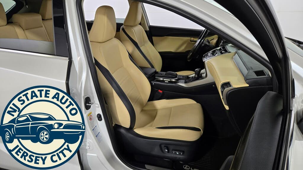 Vehicle view 34