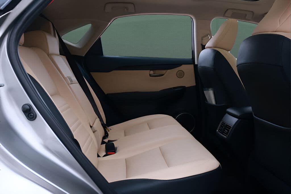 Vehicle view 15