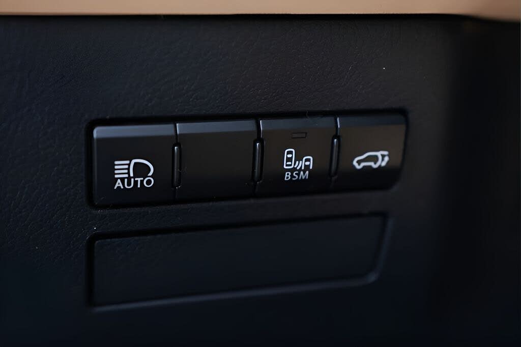 Vehicle view 27