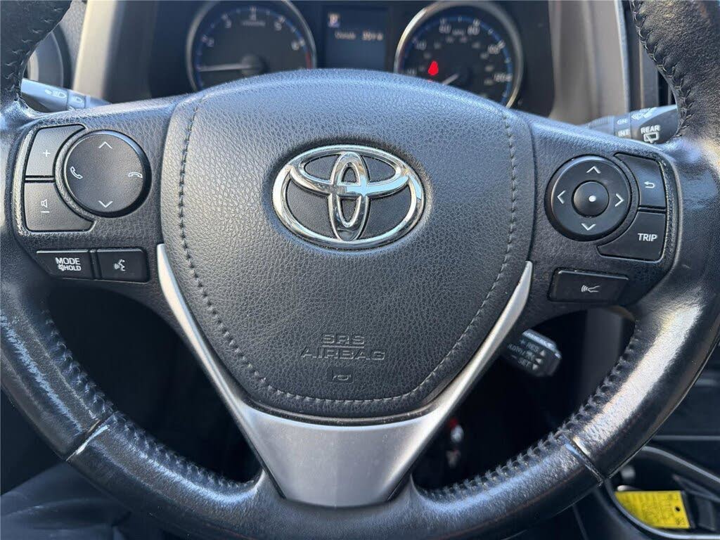 Vehicle view 7