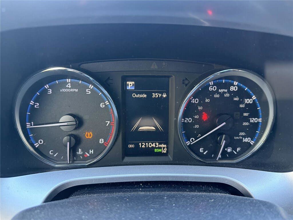 Vehicle view 8